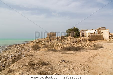 Ruined Ancient Old Arab Pearling And Fishing Town Al Jumail, Qatar. The Desert At Coast Of Persian G