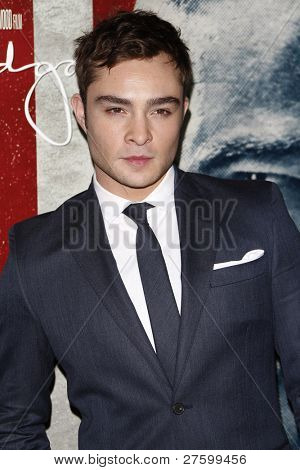 Los Angeles nov 3: Ed Westwick auf dem Afi Fest 2011 Opening Night Gala Weltpremiere von 