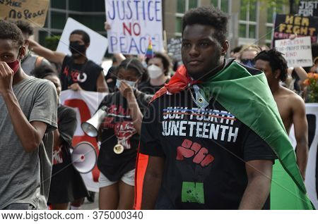 Nashville, Tn Usa 7/4/2020 Young Man Leads Blm Protest