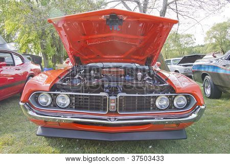 1971 Ford Torino čelní pohled