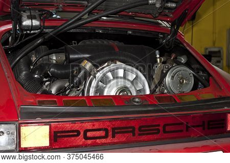 Vigo, Spain - Feb 18, 2020: Engine Of A Red Classic Porsche 911 Coupe Carrera G-modell 915, 1986 On 