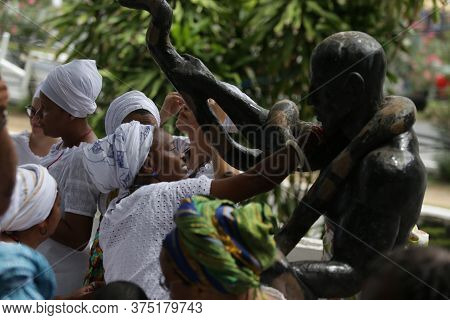 Salvador, Bahia / Brazil - November 5, 2018: Candomble Members Are Seen In A Sacred Place In A Relig