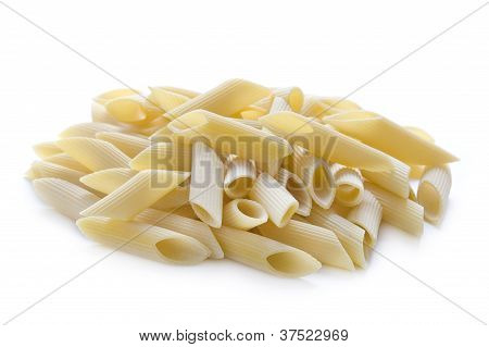 Pennoni Rigati ou Rigate massas isoladas