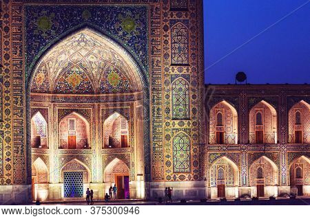 Architectural detail in ancient architecture. Usbekistan, Samarkand.