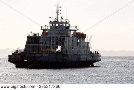 Salvador, Bahia / Brazil - October 26, 2016: Ferry Boat Rio Paraguacu Is Seen Standing In Todos Os S