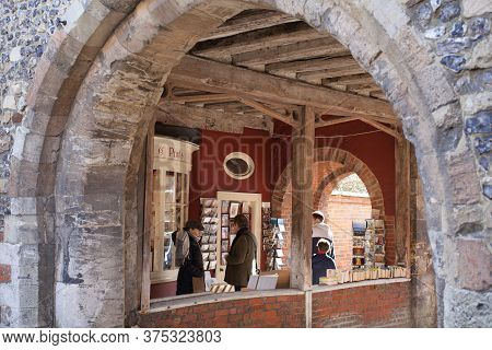 A Quaint Old Bookshop At Kingsgate In Winchester In Hampshire In The Uk Taken 8th February 2020