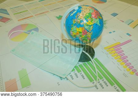 Corona Virus Global Pandemia Threat. Pattern Of Medical Mask And Globe. Pandemia Of Coronavirus Infe