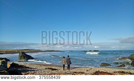 Invercargill, New Zealand - April 16, 2017 : People Enjoy Beutiful View Around Riverton Beach New Ze