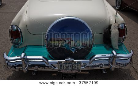 1956 汞蒙特克莱尔体育