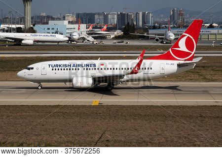 Istanbul / Turkey - March 30, 2019: Turkish Airlines Boeing 737-700 Tc-jko Passenger Plane Departure