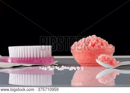 Natural Ingredients Body Scrab In The Jars