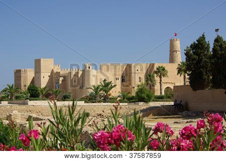 Ribat v Monastiru v Tunisku, Afrika
