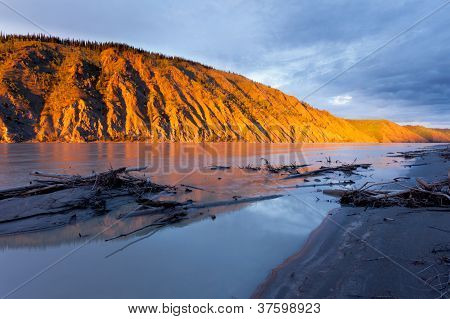 Clay cliff at Yukon River near Dawson City