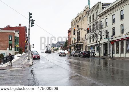 Bangor, Me - Usa - January 10, 2016: Tview Of The Main Street. Example Of Art Deco Architecture.in B