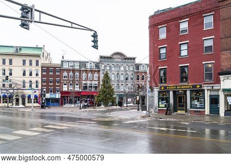 Bangor, Me - Usa - January 10, 2016: Tview Of The Main Street. Example Of Art Deco Architecture.in B