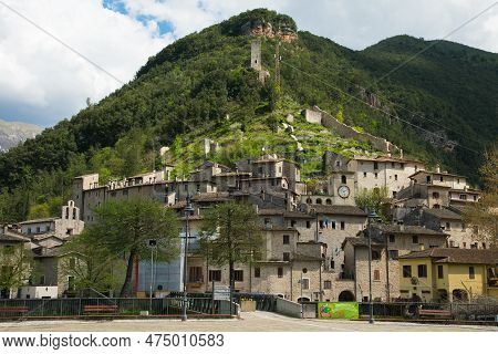 Scheggino, Italy - April 20, 2023: Panoramic View Of Scheggino, Idyllic Village In The Province Of P