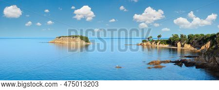Morning Aegean Sea Rocky Coast View (nikiti, Sithonia, Halkidiki, Greece).