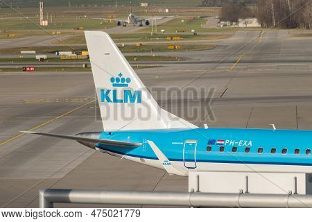 Zurich, Switzerland, January 2, 2023 Klm Royal Dutch Airlines Embraer E190-std Aircraft Is Taxiing T