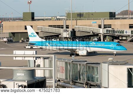 Zurich, Switzerland, January 2, 2023 Klm Royal Dutch Airlines Embraer E190-std Aircraft Is Taxiing T