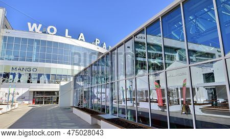 Warsaw, Poland. 21 April 2023. The Building That Houses The Food Hall Ogrody Urlicha. It\'s A Modern