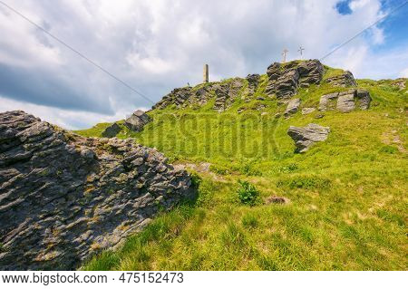 Ukrainian Carpathians Watershed Ridge Adventures. Terrain With Stones And Rocks Of Pikui Mountan. Gr