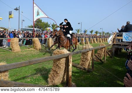 Sant'antioco, Sardinia 04.15.2018: Pariglie In Onor Of Antioco Saint