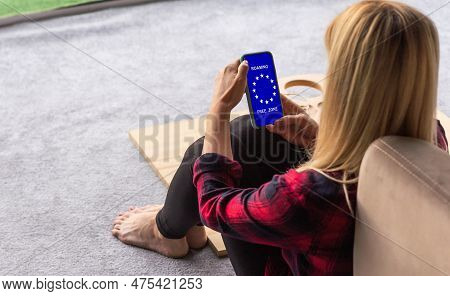 Roaming Free Euro Zone. Texting, Calling And Internet Use Without Roaming Charges Within Euro Zone. 