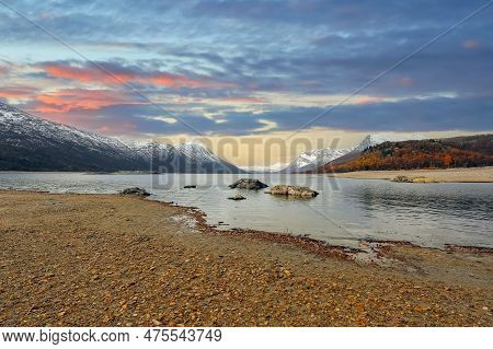 Lake Gjevillvatnet, Norway