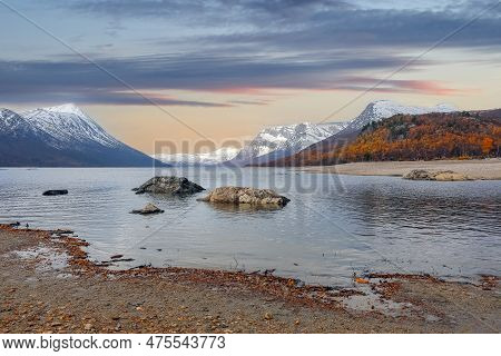 Lake Gjevillvatnet, Norway
