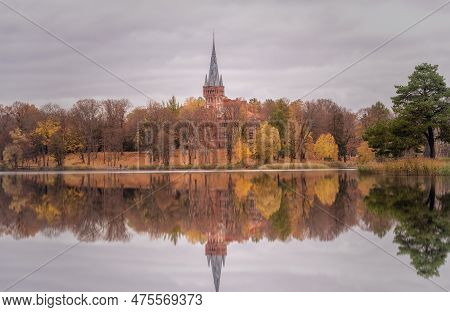 Palace Of Tyszkiewicz In Lentvaris, Lithuania. Autumn