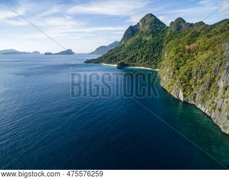 Seven Commandos Beach And Papaya Beach In El Nido, Palawan, Philippines. Tour A Route And Place.