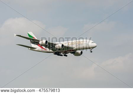 London, England - August 22, 2016: Emirates Airlines Airbus A380 A6-edu Landing In London Heathrow I