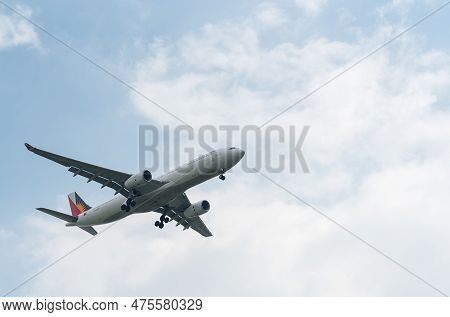 Manila, Philippines, February 20, 2017: Philippine Airlines Airbus A330 Rp-c8765 Landing In Manila I