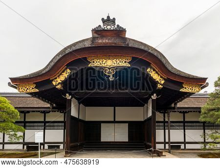 Kyoto, Japan - March 25, 2023: Imperial Palace And Park. Kyoto Gyoen National Garden In Kyoto, Japan