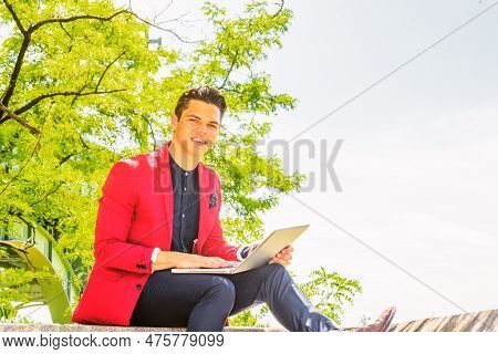 Businessman Traveling, Working In New York. Dressing In Red Blazer, Blue Collarless Shirt, Pants, Le