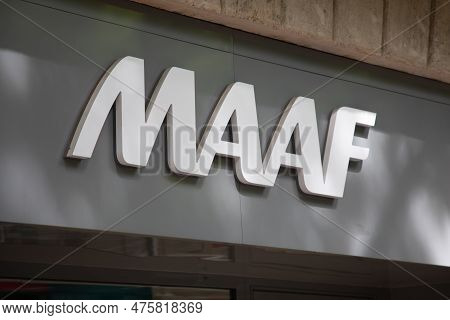 Lyon , Aura France - 05 01 2023 : Maaf Logo Brand And Text Sign On Office Store Insurance Agency Wal