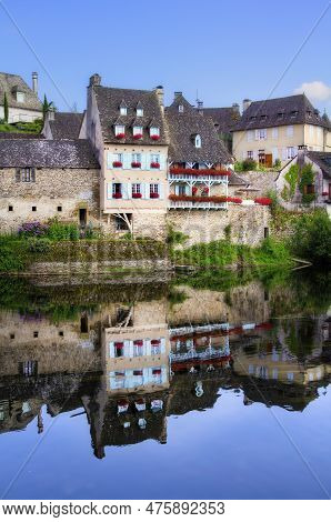 The Dordogne River Floating Through Argentat, France