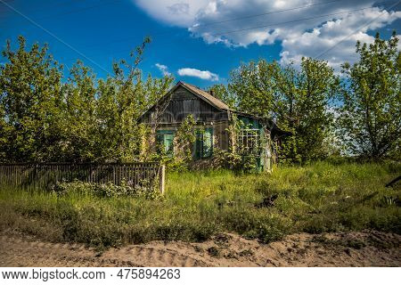 War In Ukraine, Village Of Yampil, Donetsk Oblast In Ukraine- 05 May 2023