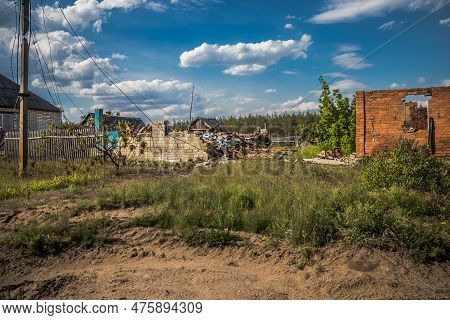 War In Ukraine, Village Of Yampil, Donetsk Oblast In Ukraine- 05 May 2023