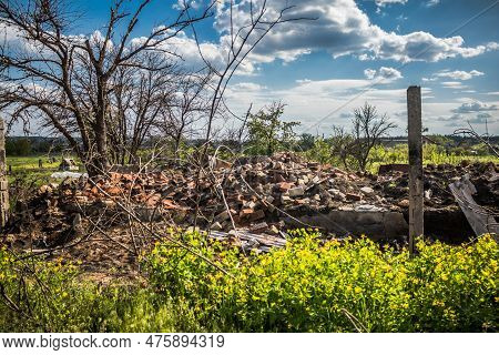 War In Ukraine, Village Of Yampil, Donetsk Oblast In Ukraine- 05 May 2023