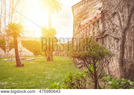 Old Villa In Ravello, Italy With A Sunny Garden
