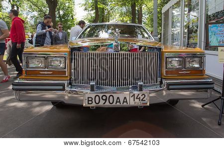 The car Cadillac on show of collection Retrofest cars