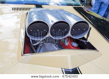 The air inlet of the sports car taken out outside on show of collection Retrofest cars