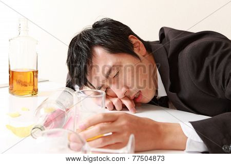 Alcoholis
