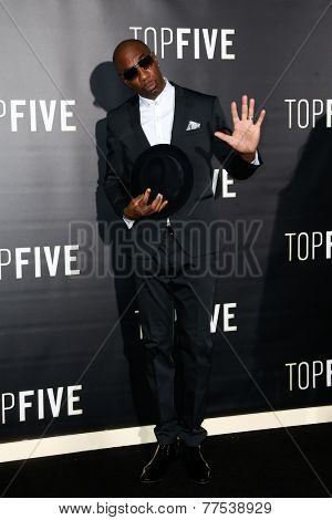 NEW YORK-DEC 3: Comedian/actor J.B. Smoove attends the 