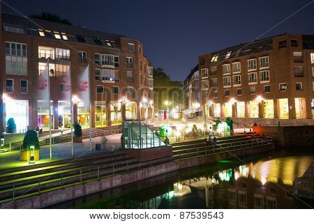 DUSSELDORF - SEP 16: Dusseldorf at night on September 16, 2014 in Dusseldorf, Germany. Dusseldorf is the capital city of the German state of North Rhine-Westphalia 