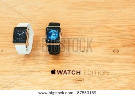 Apple Watch Starts Selling Worldwide - First Smartwatch From Apple Computers