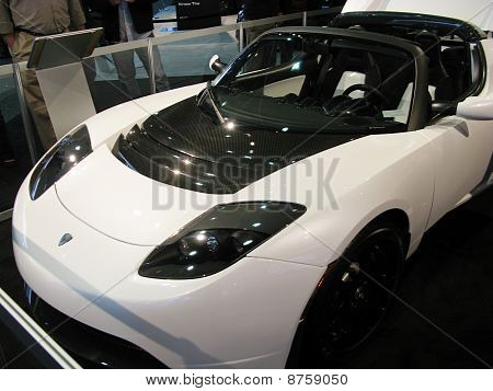 รถสปอร์ตไฟฟ้า 2010 Tesla