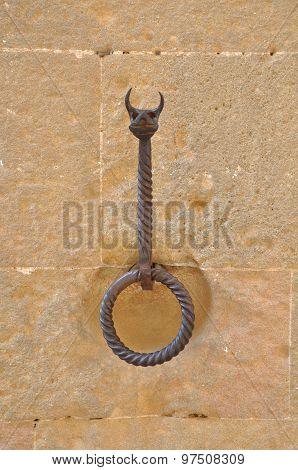 Forged decorative wall bracket knocker