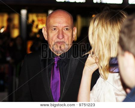 Sir Ben Kingsley: soha enged én megy premierje a központi London 2010. október 11.